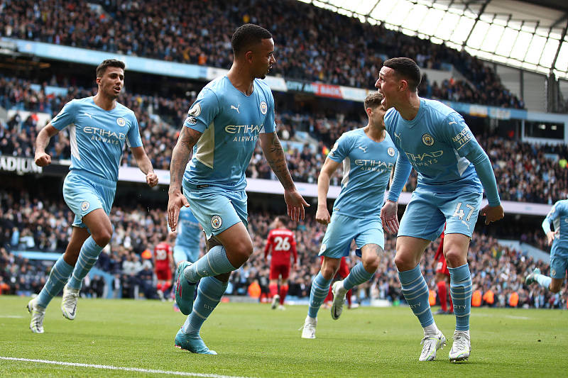 包含马德里竞技内部会议纪要流出：窗口期伤情更新，足总杯使命明确，轮换策略成焦点的词条九游网页游戏平台